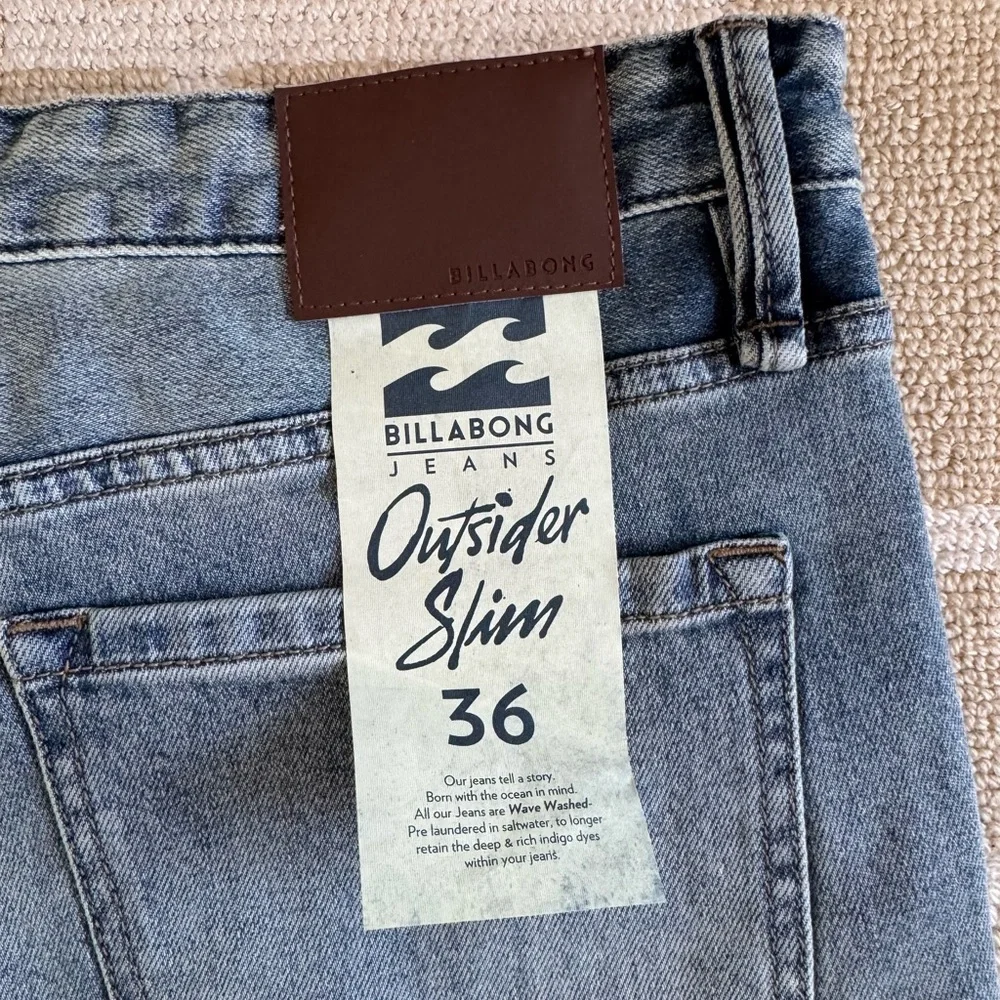 NWT Billabong Outsider Slim Stretch Jeans Streetwear Light Wash Blue Denim 36